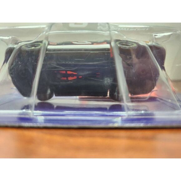 Vintage Nascar Winners Circle Dale Earnhardt 1998 Stock Car 1/64 Scale Diecast - Picture 11 of 11